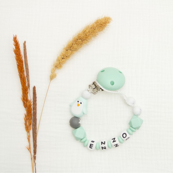 Nuggikette mit Namen aus Silikon, Pinguin mint