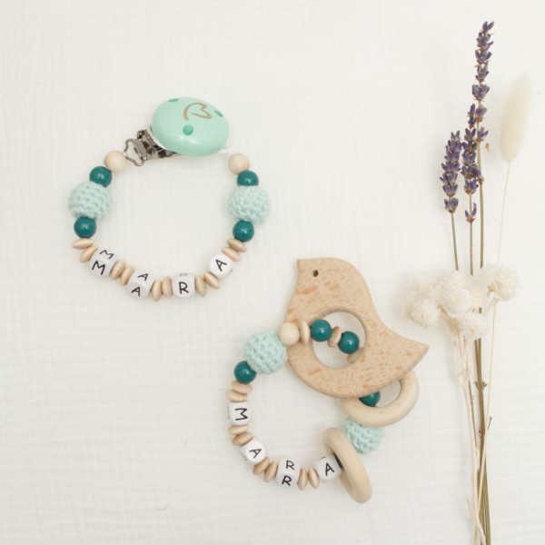 Nuggikette mit Namen &amp; Rassel, Mint